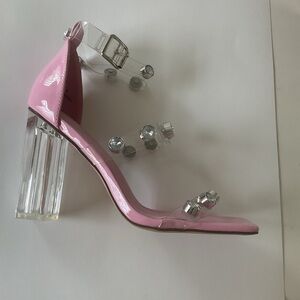 Azalea Wang New Pink sandals,5’Clear acrylic heels,clear straps & CrystalsSize 9